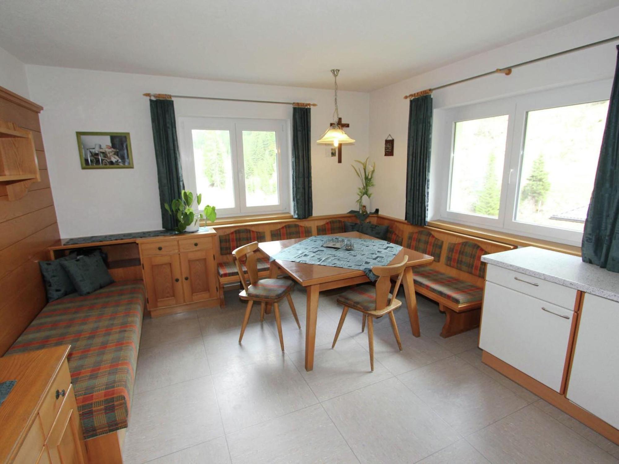 Home With A Wooden Decor And Full Of Atmosphere Außervillgraten Eksteriør bilde