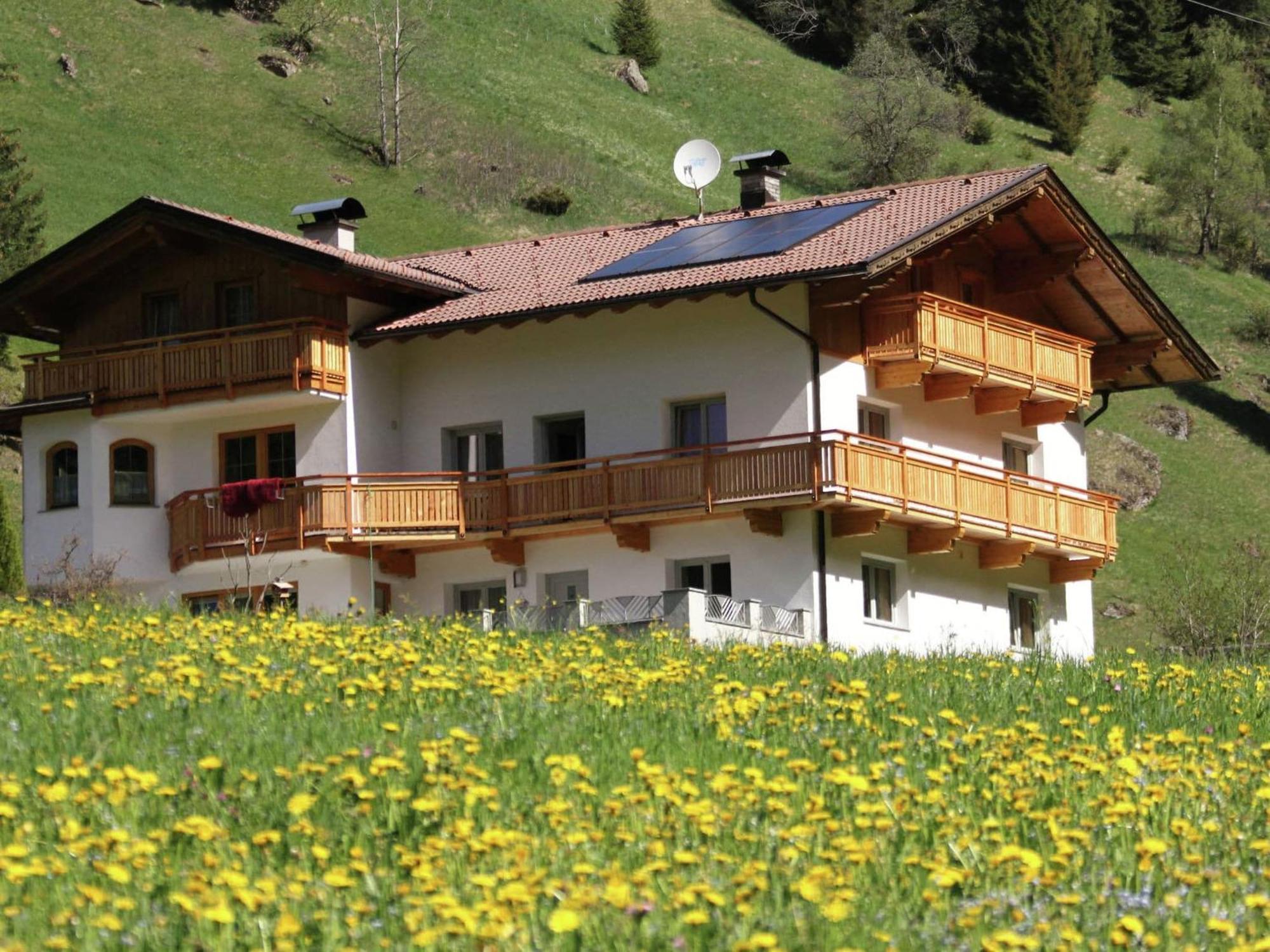 Home With A Wooden Decor And Full Of Atmosphere Außervillgraten Eksteriør bilde